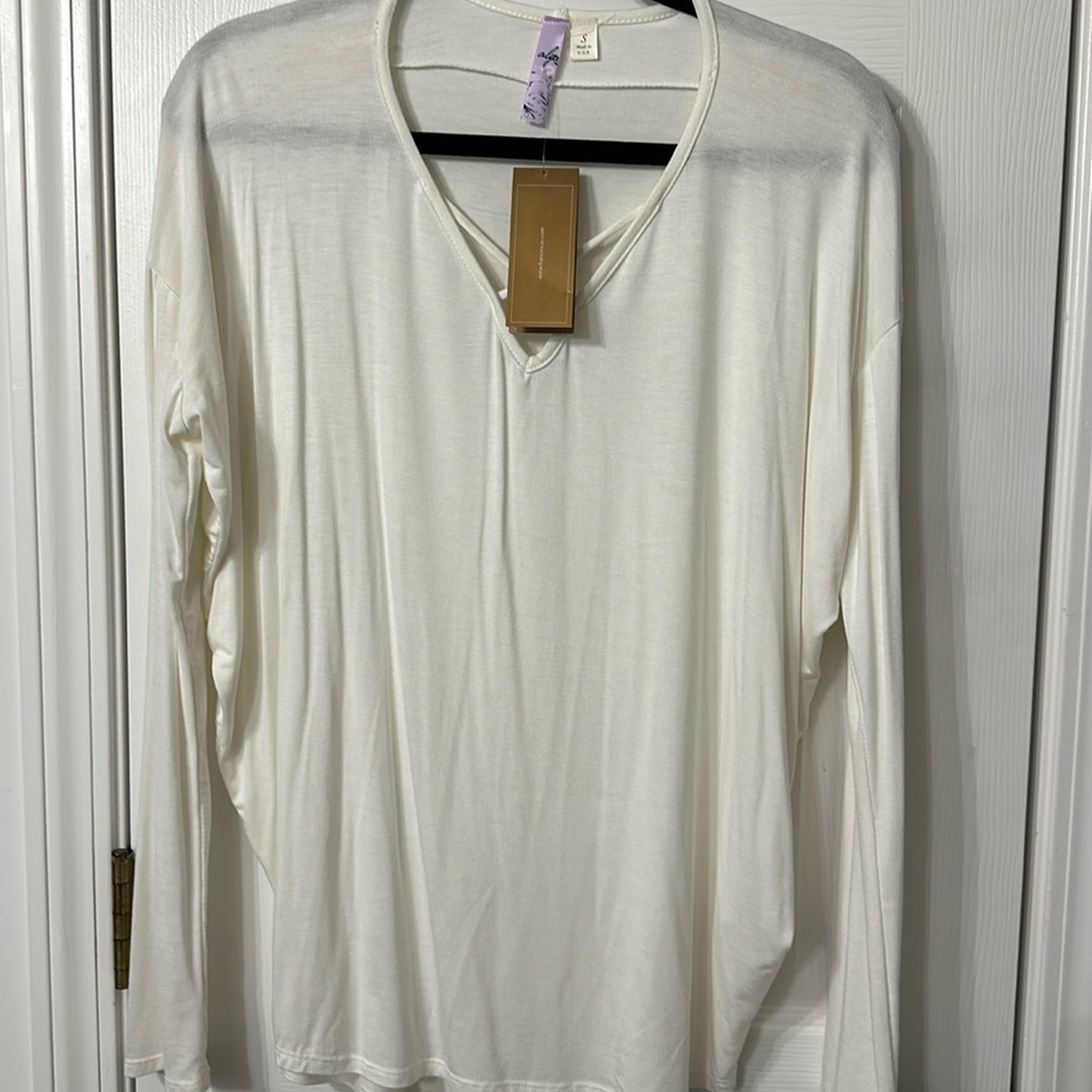 NWT Francesca’s Top